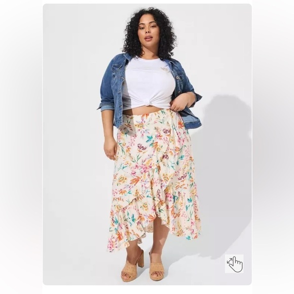 Torrid Maxi Swiss Dot Ruffle Hi-Low Skirt Cream / Floral Women’s size 4X​​ - Picture 15 of 16